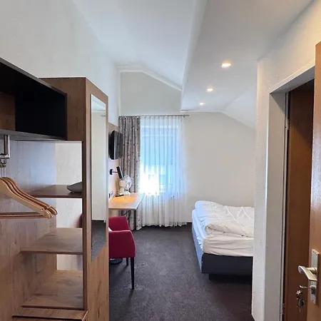 Dreieich Hotel 3*